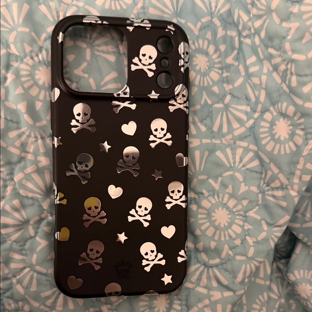 iPhone 17promax skull phone case